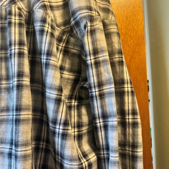 J. Jill button down - Picture 6 of 7